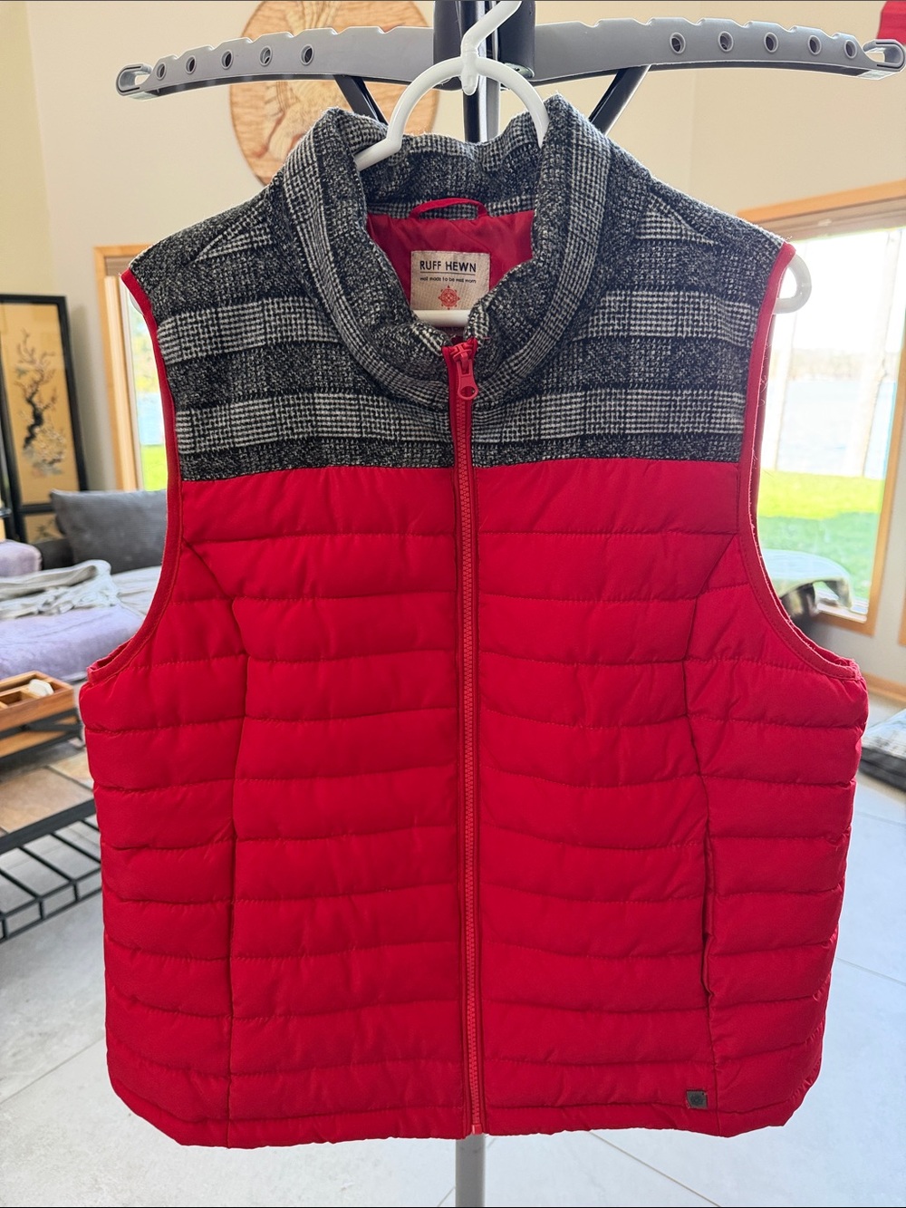 Ruff Hewn Red Quilted Vest with Gray Plaid Yoke size XL
